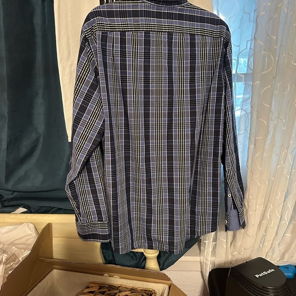 Izod Navy and White Checkered Shirt - Picture 4 of 5